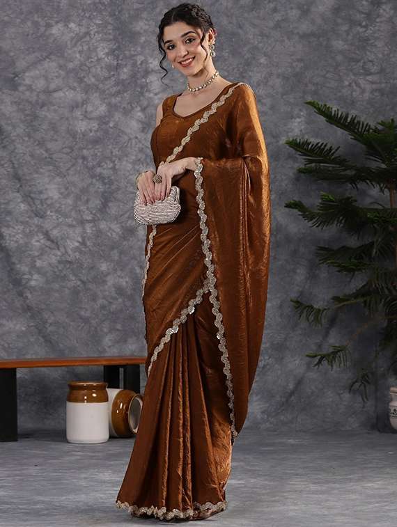 Women Solid With Bordered Saree With Blouse - 22385358 -  Standard Image - 1