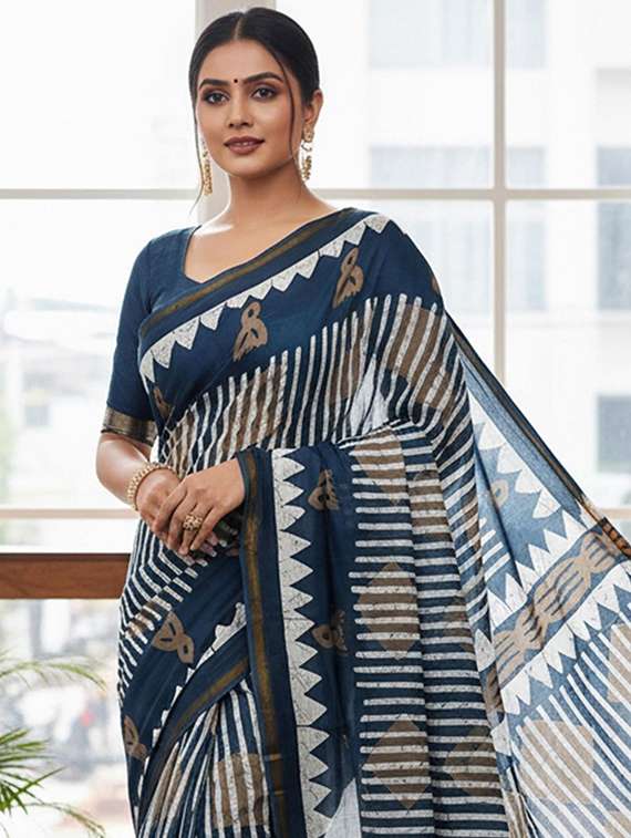 women printed casual wear saree with blouse - 22385362 -  Standard Image - 1