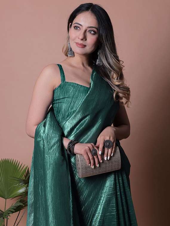 women solid plain saree with blouse - 22385445 -  Standard Image - 1