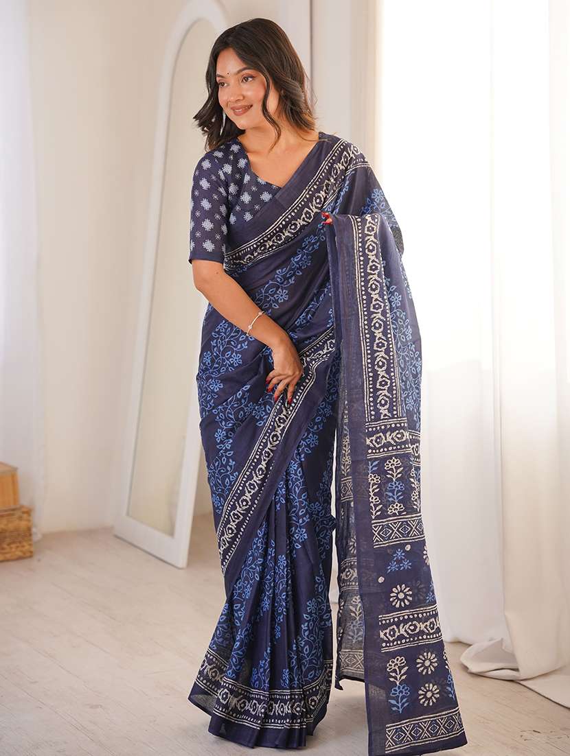 women printed casual wear saree with blouse