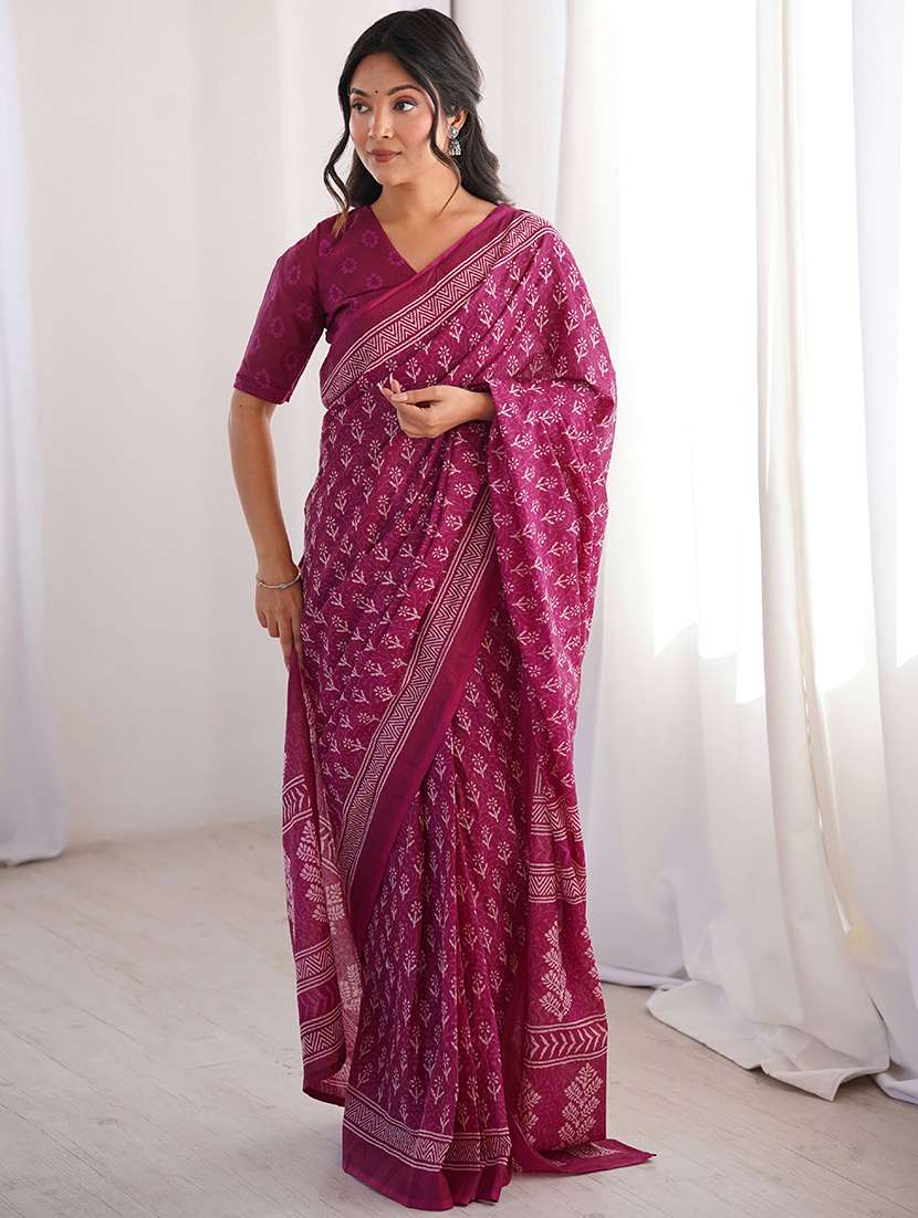 women printed casual wear saree with blouse
