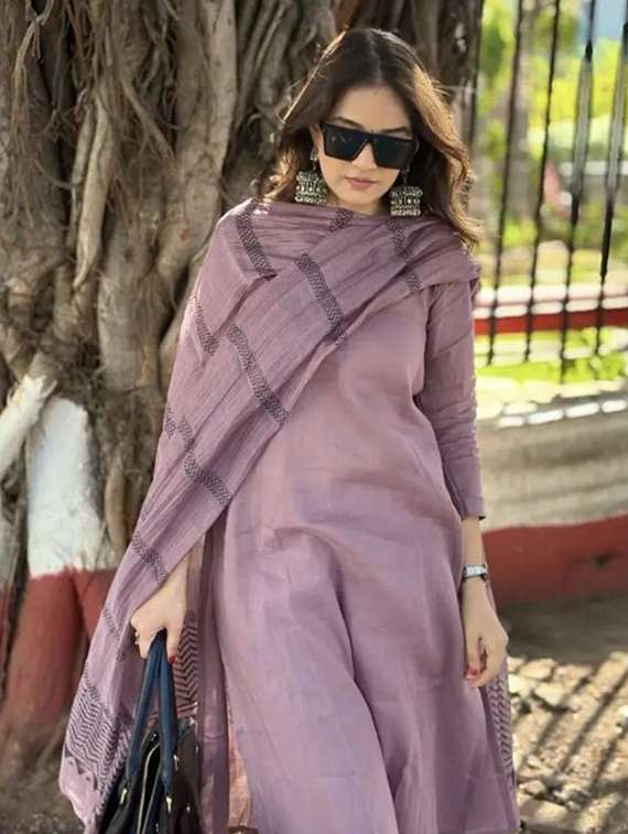 women solid three quarter sleeve kurta pant with dupatta set - 22385485 -  Standard Image - 1