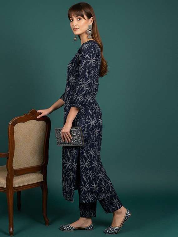 women printed three quarter sleeve kurta pant set - 22385495 -  Standard Image - 1