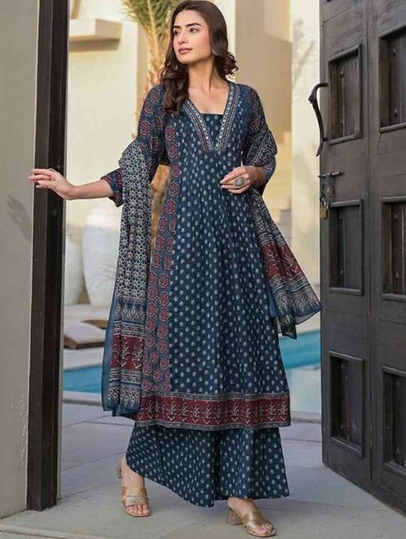 women printed three quarter sleeve kurta palazzo with dupatta set - 22385523 -  Standard Image - 1