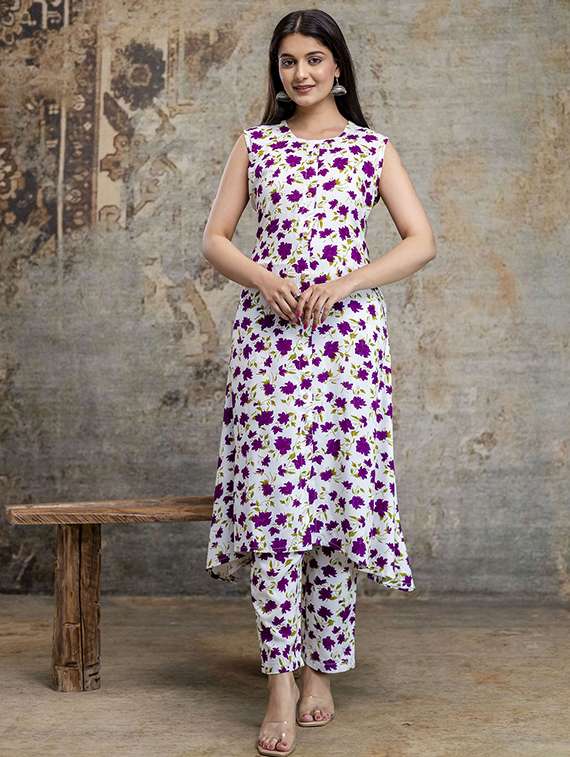 women printed sleeveless kurta pant set