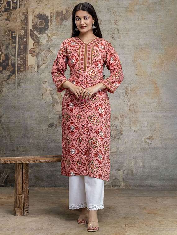 women printed three quarter sleeve straight kurta