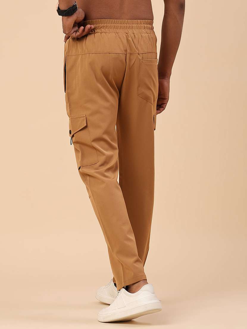 men solid mid rise regular fit cargo  - 22386464 -  Standard Image - 4