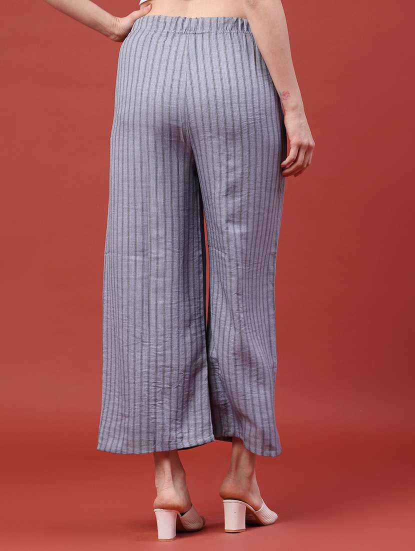 women printed mid rise wide leg trouser - 22386526 -  Standard Image - 4