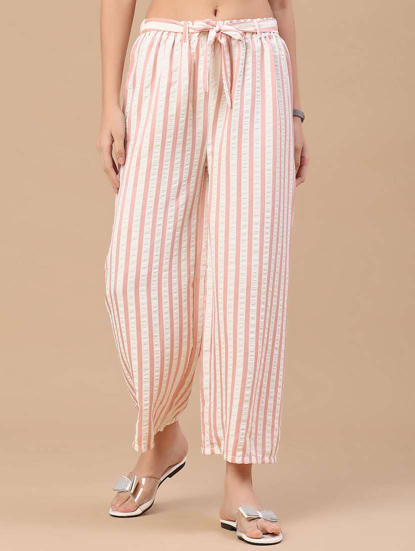 women printed mid rise wide leg trouser
