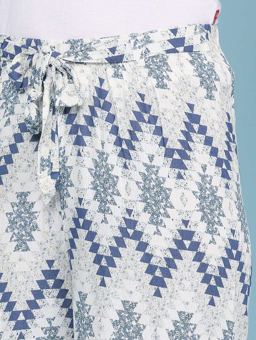 Women Printed Mid Rise Palazzo - 22386550 -  Standard Image - 1