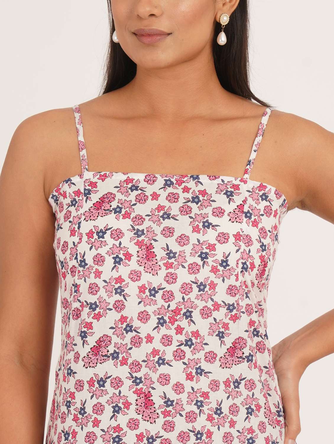 women floral shoulder strap straight kurti - 22387019 -  Standard Image - 1