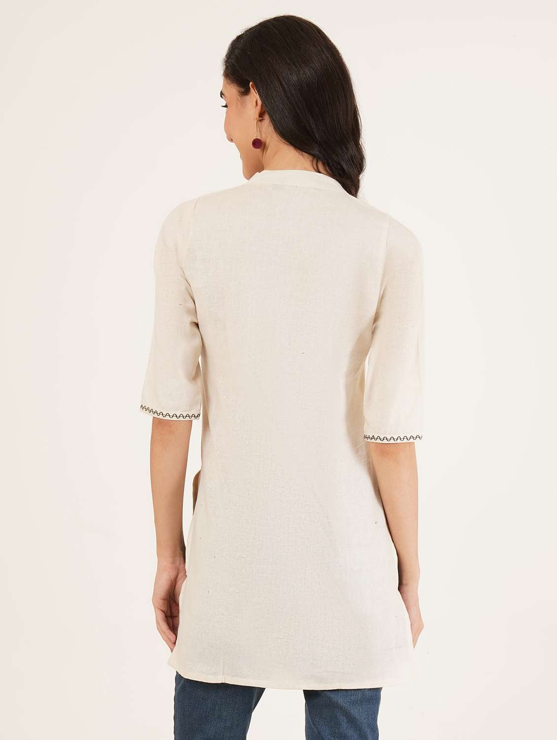 women solid three quarter sleeve straight kurti - 22387045 -  Standard Image - 4