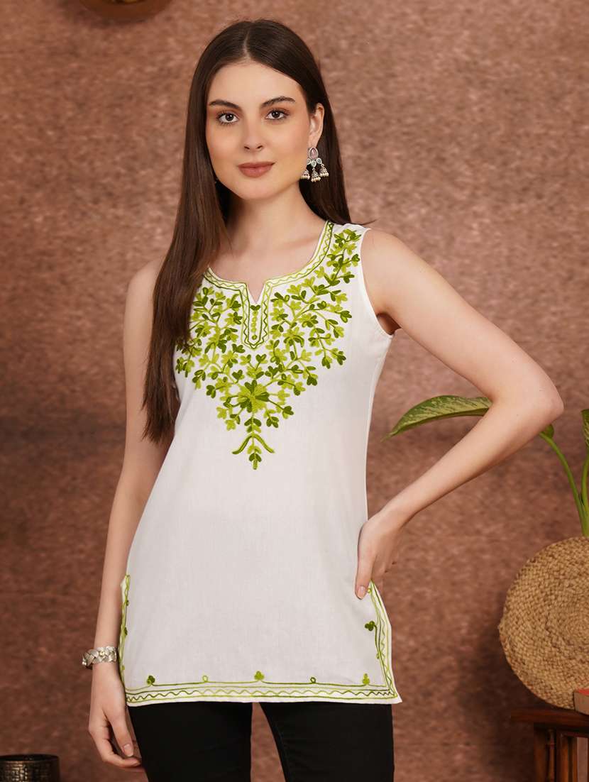 women solid with work notch neck straight kurti