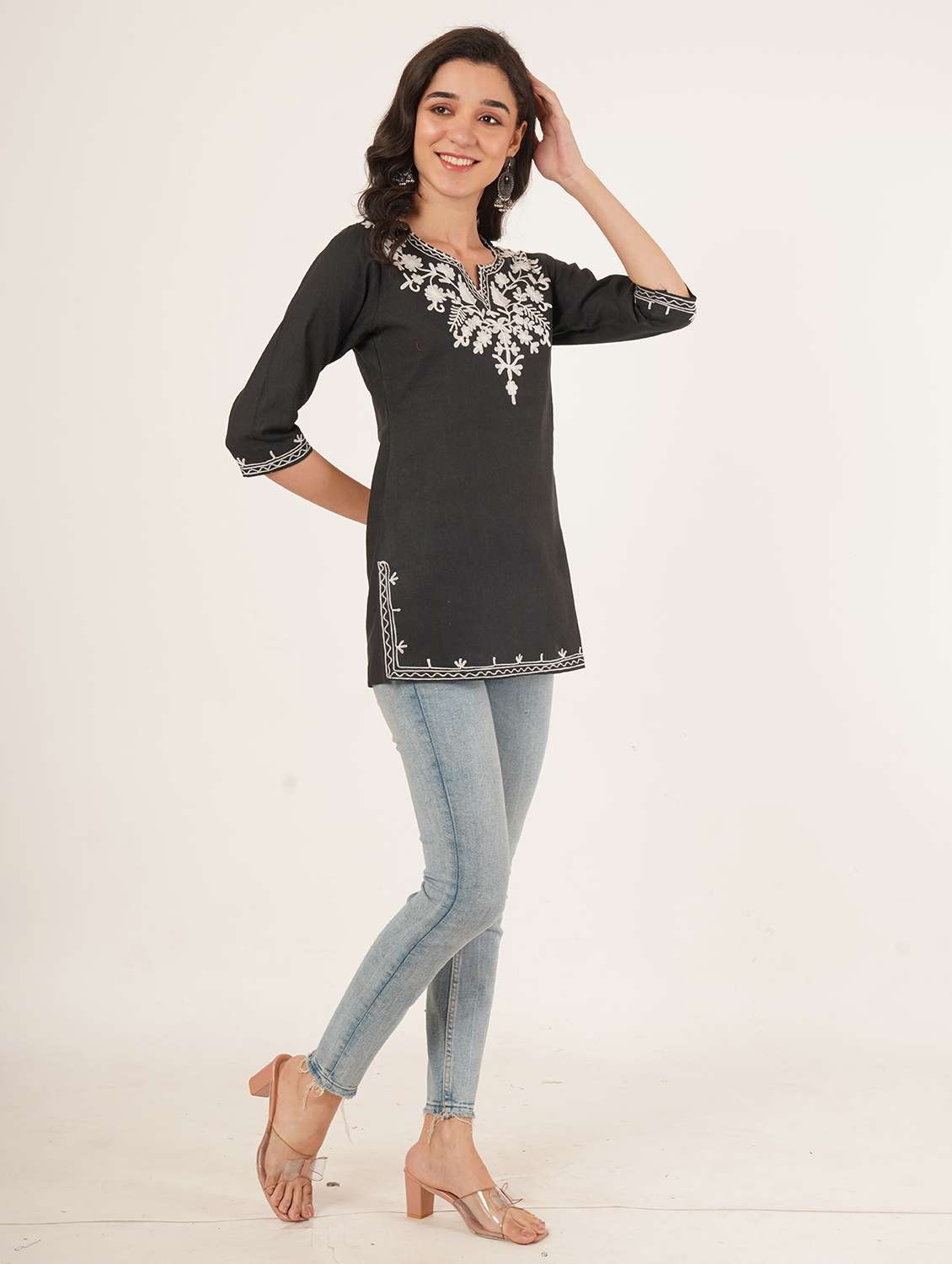 women solid with work notch neck straight kurti - 22387071 -  Standard Image - 4