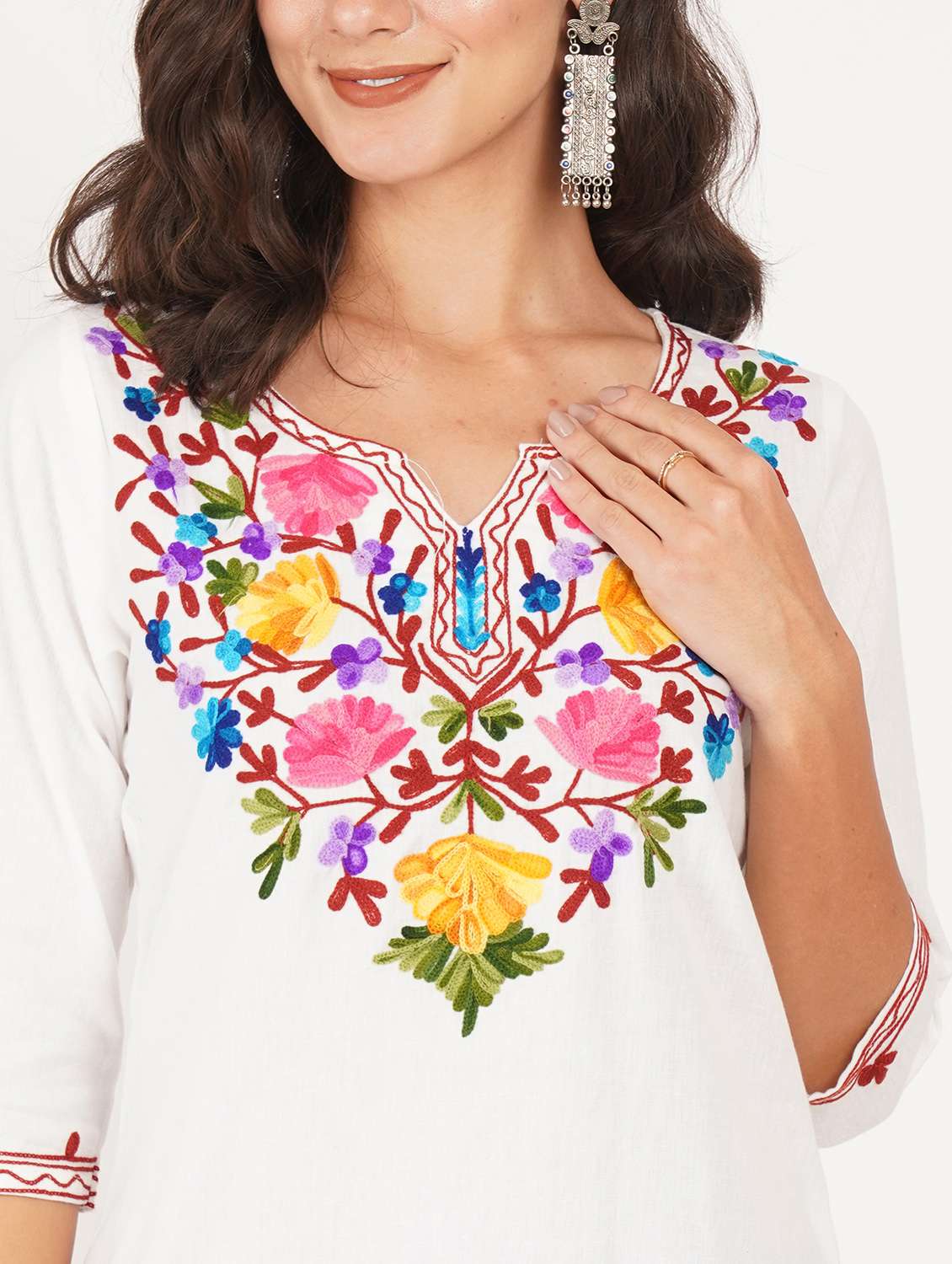 women solid with work notch neck straight kurti - 22387097 -  Standard Image - 1