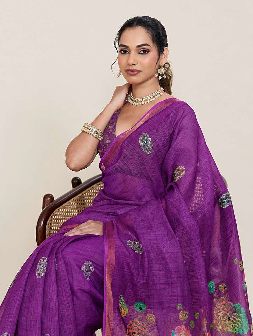 women printed casual wear saree with blouse - 22387173 -  Standard Image - 1