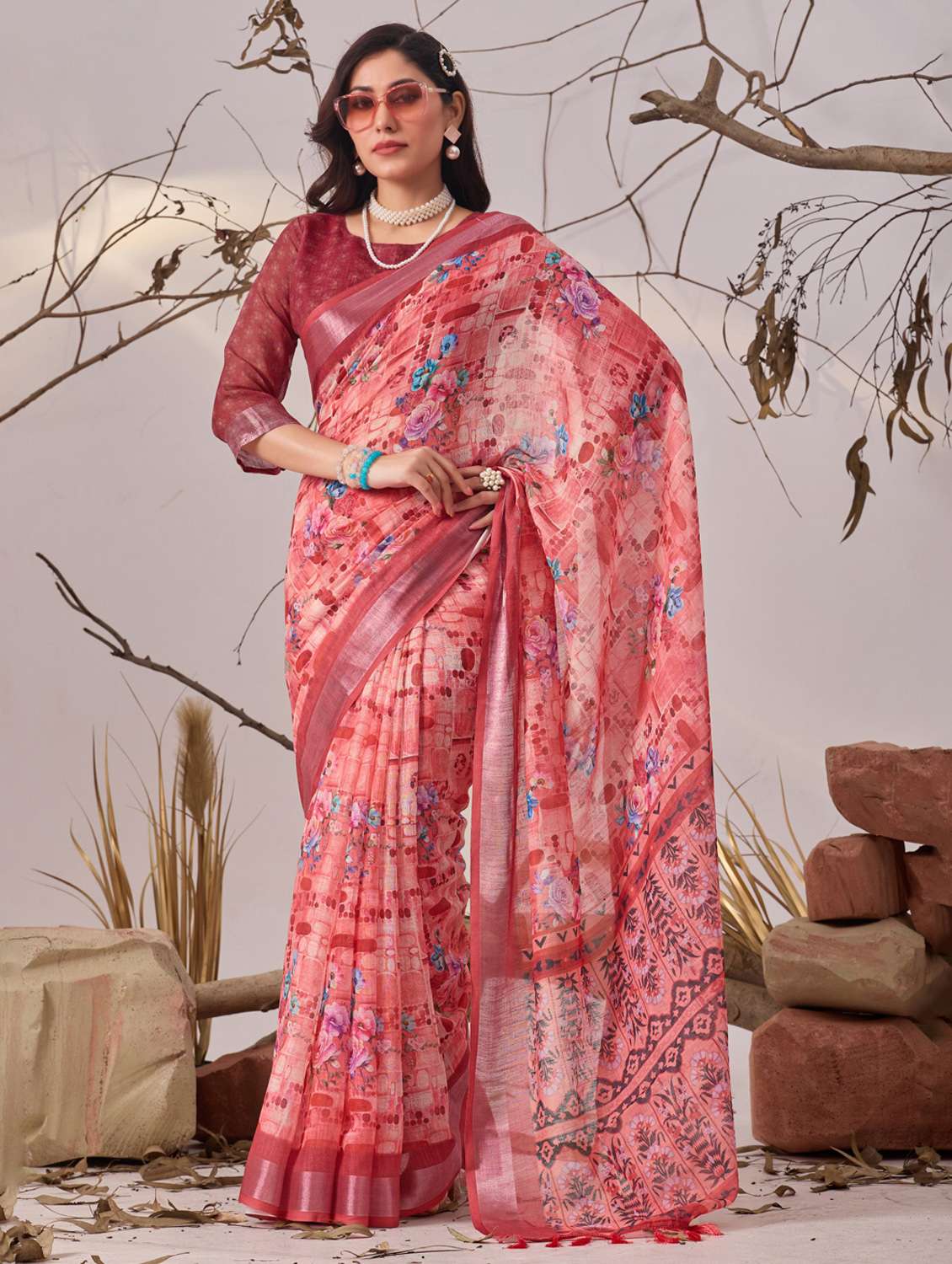 women printed handloom saree with blouse