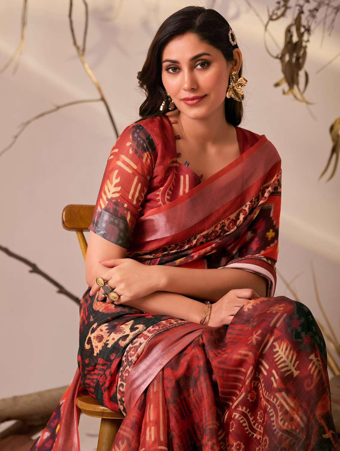 women printed handloom saree with blouse - 22388806 -  Standard Image - 1