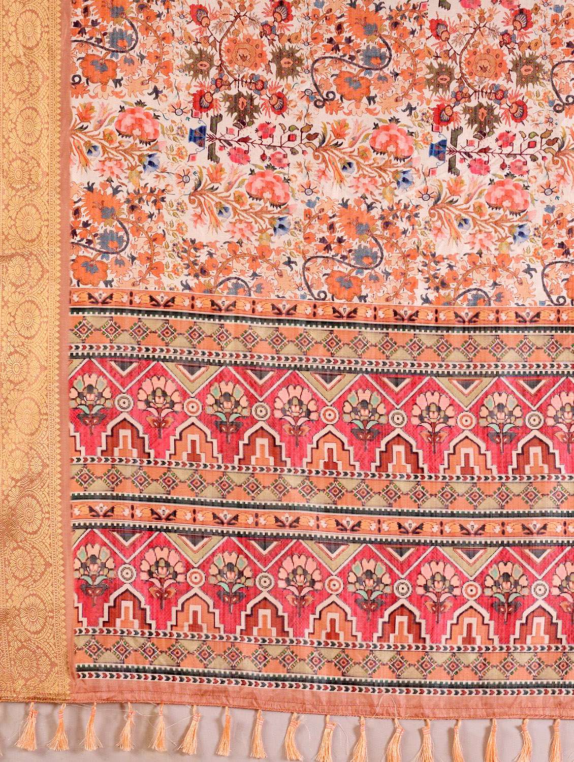 women printed casual wear saree with blouse - 22388843 -  Standard Image - 4