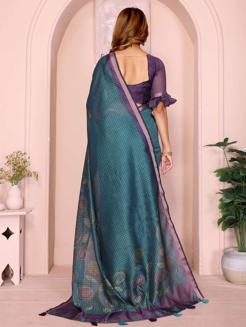 women printed casual wear saree with blouse - 22388878 -  Standard Image - 4