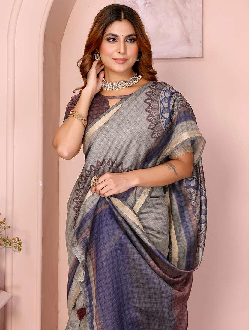 women printed casual wear saree with blouse - 22388881 -  Standard Image - 1