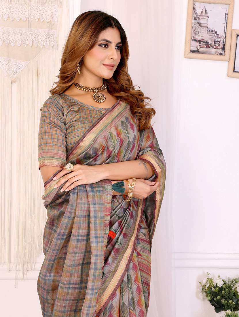 women printed casual wear saree with blouse - 22388888 -  Standard Image - 1