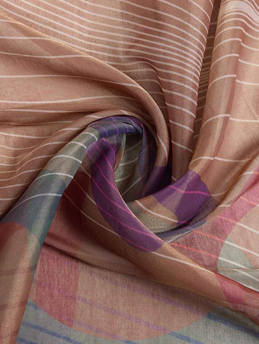 women printed casual wear saree with blouse - 22388907 -  Standard Image - 4