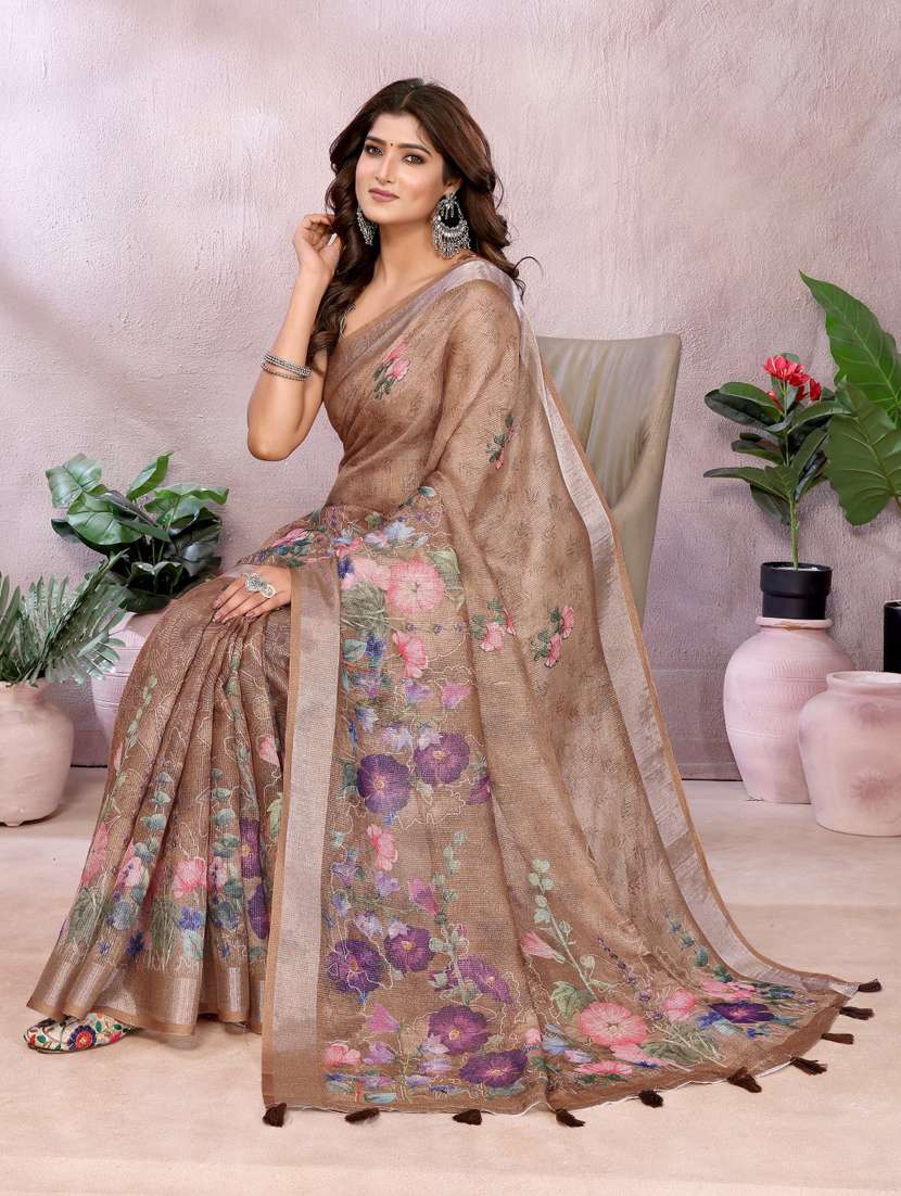 women printed casual wear saree with blouse - 22388985 -  Standard Image - 4