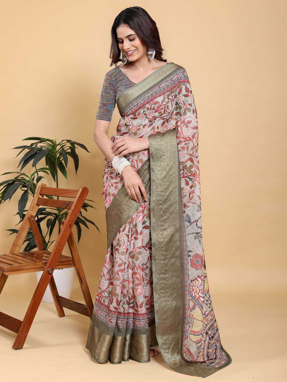 women printed casual wear saree with blouse - 22389007 -  Standard Image - 1