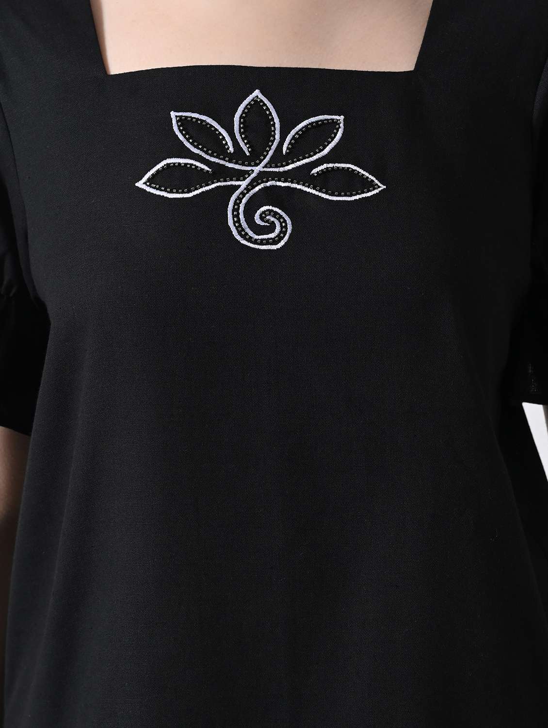 Women Embroidered Square Neck Regular Top - 22389749 -  Standard Image - 1