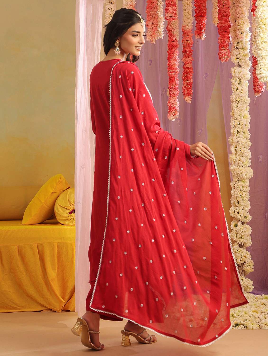 women solid with work round neck kurta pant with dupatta set - 22390197 -  Standard Image - 4