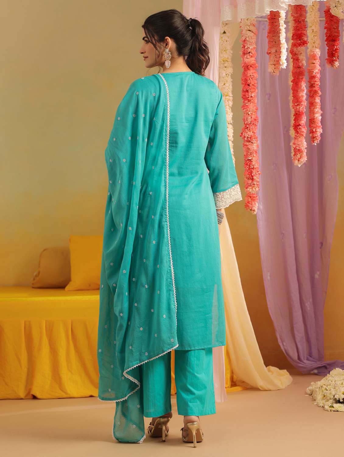 women solid with work round neck kurta pant with dupatta set - 22390204 -  Standard Image - 4