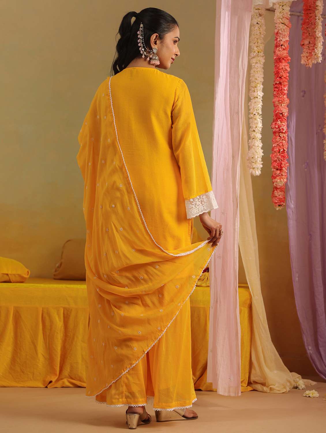 women solid with work round neck kurta palazzo with dupatta set - 22390207 -  Standard Image - 4