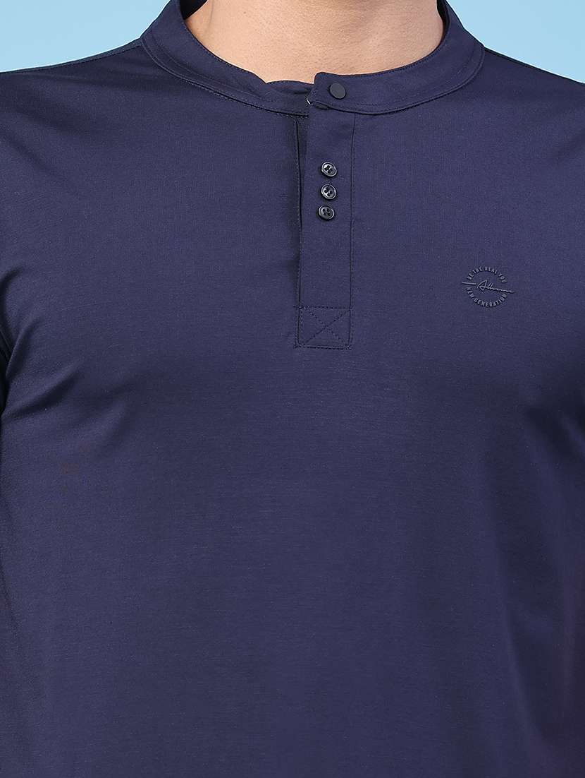 Men Solid Short Sleeve Slim Fit T-shirt - 22391299 -  Standard Image - 1