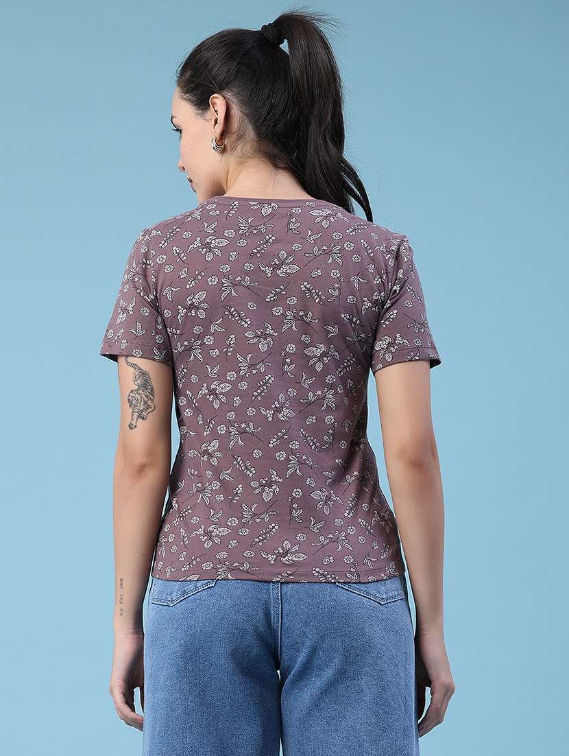women printed round neck regular t-shirt - 22391374 -  Standard Image - 4