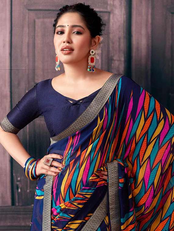 women printed casual wear saree with blouse - 22391474 -  Standard Image - 1