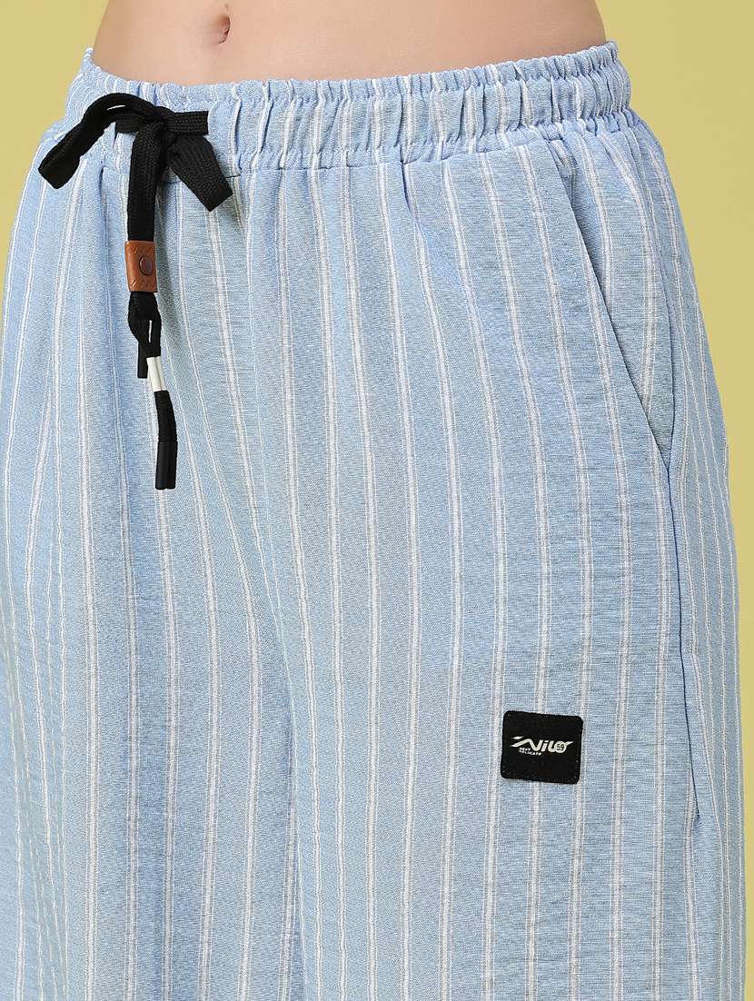 Women Printed Mid Rise Wide Leg Trouser - 22391552 -  Standard Image - 1