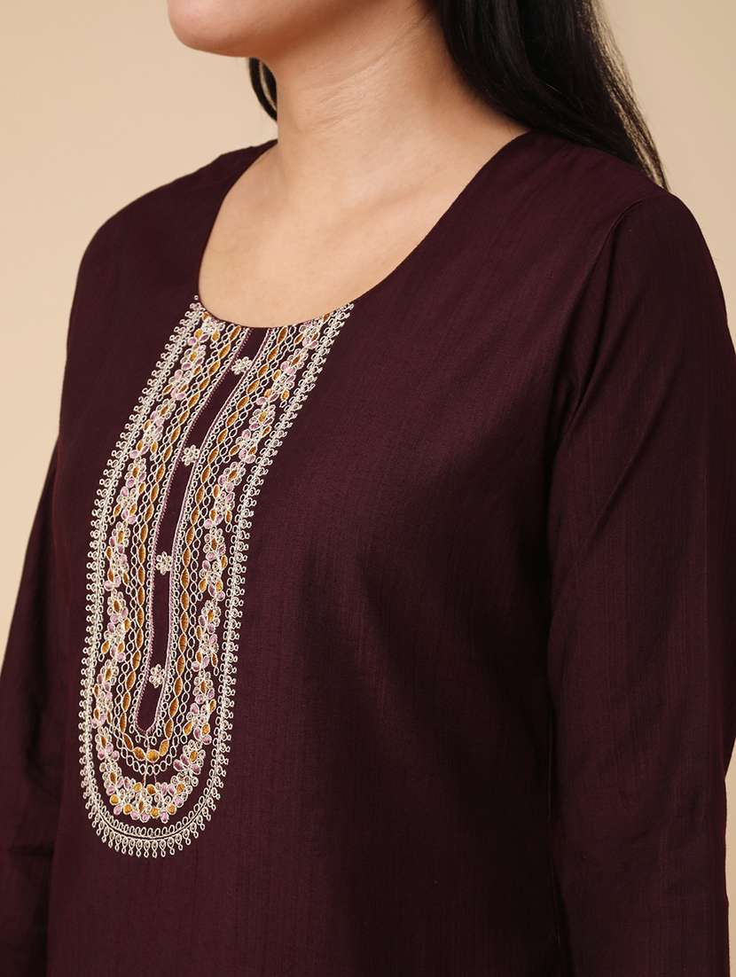 maroon cotton kurta dupatta  set - 22391574 -  Standard Image - 1