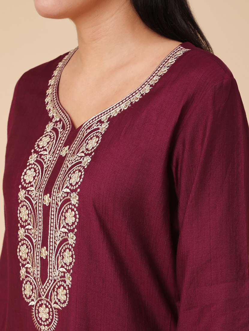 maroon cotton kurta dupatta  set - 22391575 -  Standard Image - 1