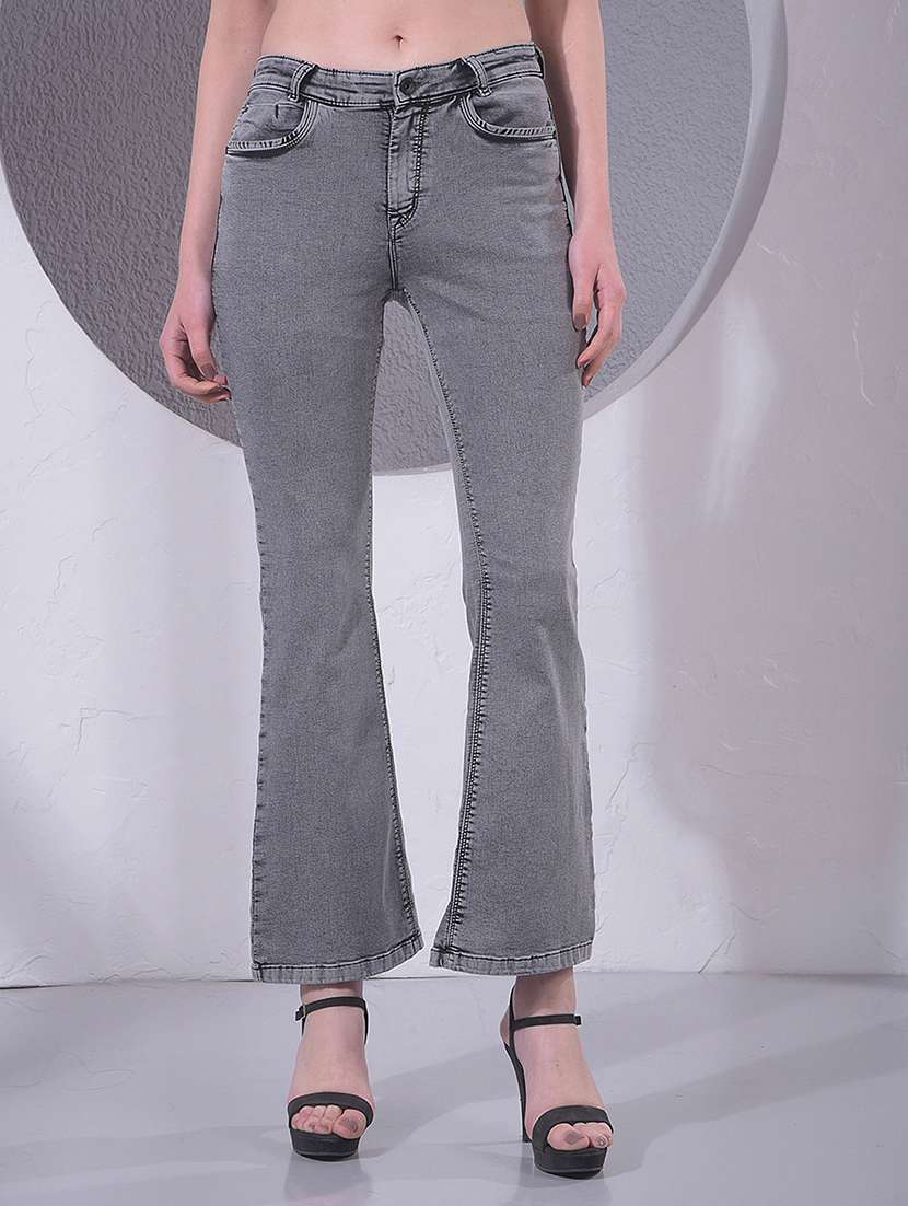 women solid mid rise bootcut jean