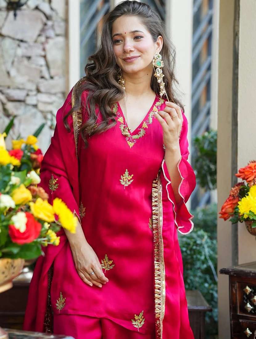 women solid with work three quarter sleeve kurta sharara with dupatta set - 22391663 -  Standard Image - 1