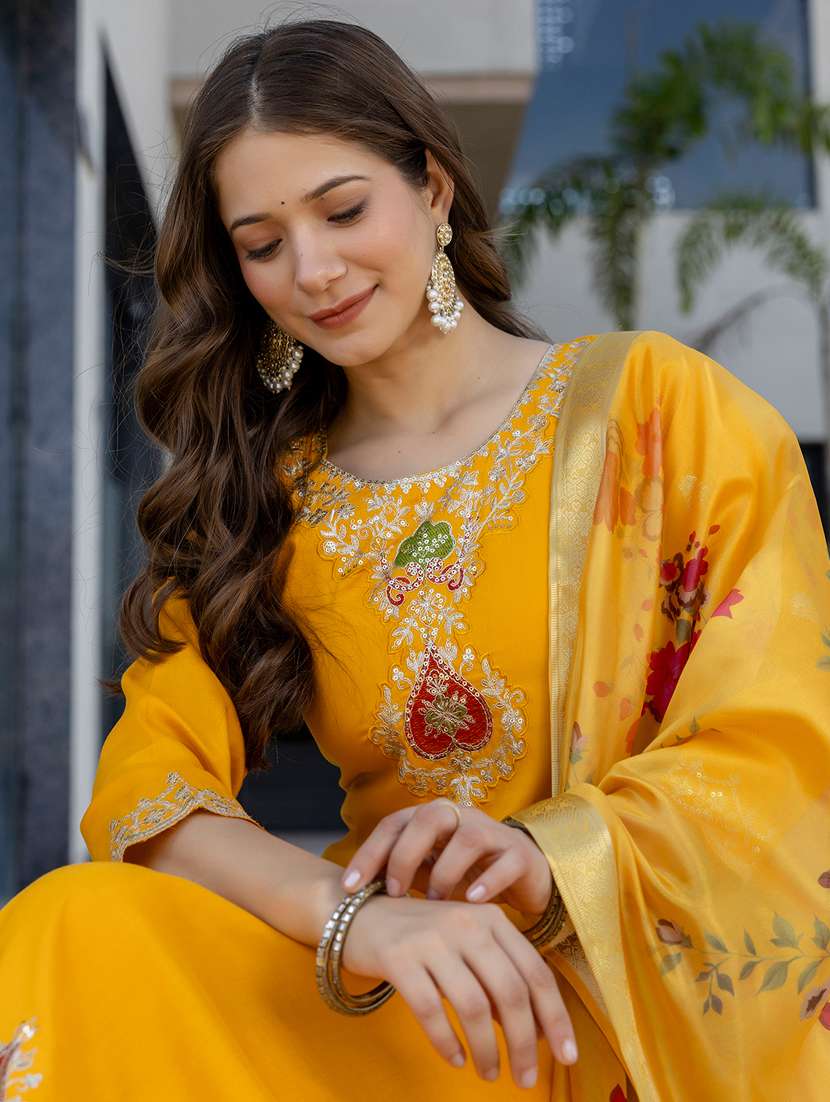 women solid with work three quarter sleeve kurta pant with dupatta set - 22391674 -  Standard Image - 1