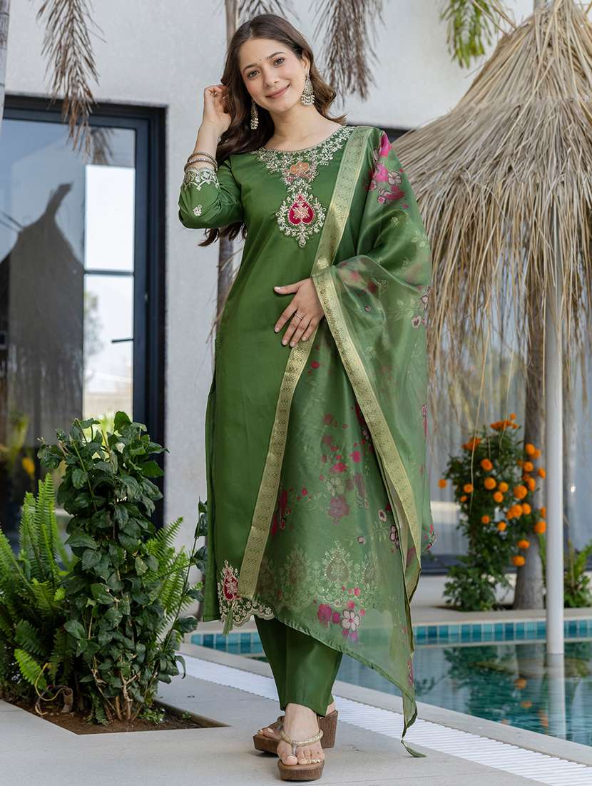 women solid with work three quarter sleeve kurta pant with dupatta set - 22391675 -  Standard Image - 4