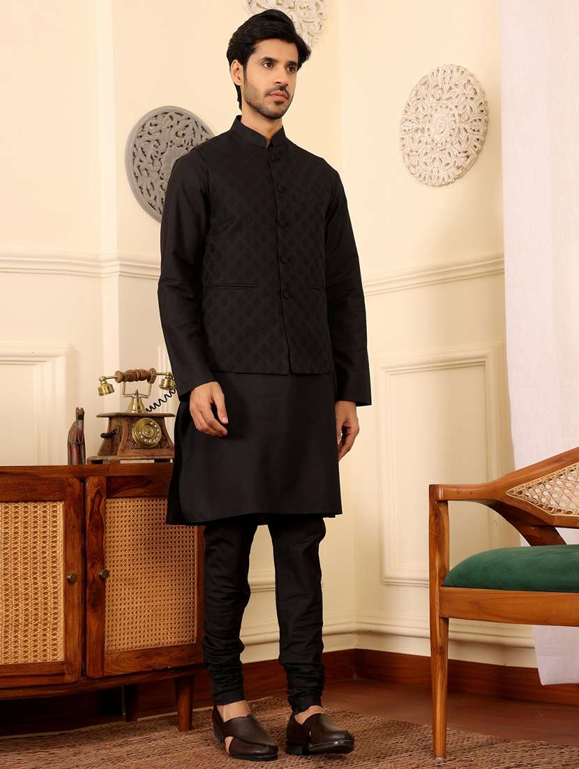 men mandarin neck kurta pyjama with jacket ethnic wear set - 22391844 -  Standard Image - 4