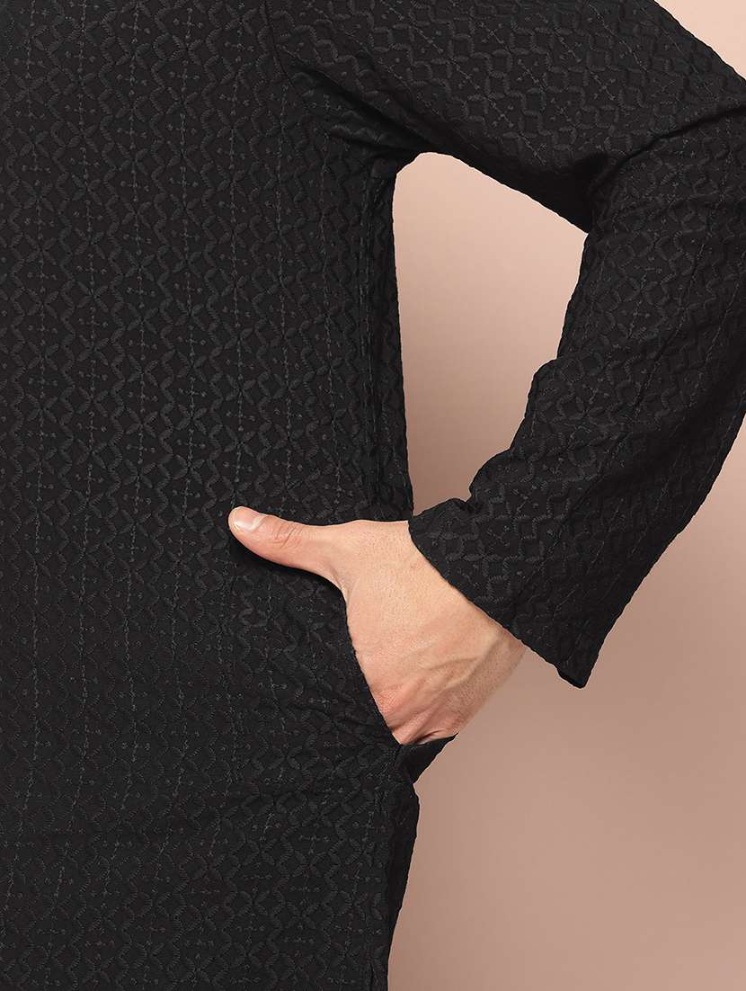 men solid with work mandarin neck long kurta - 22391966 -  Standard Image - 1