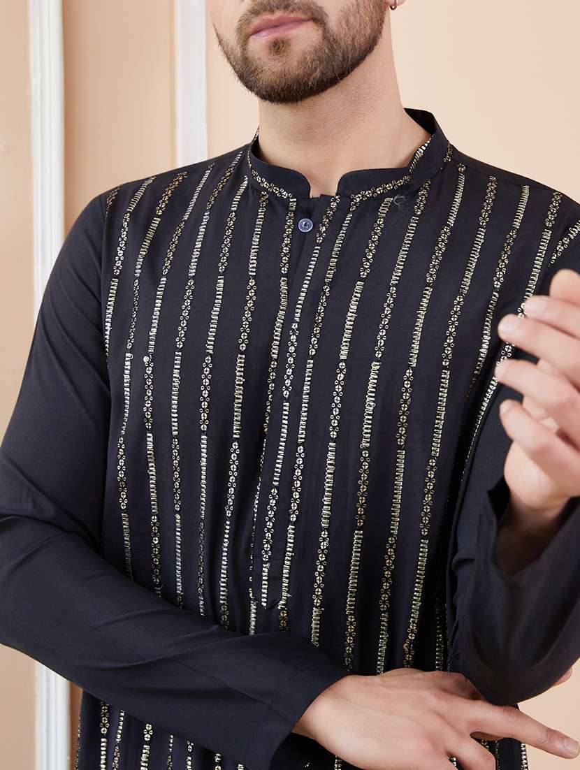 men self design long sleeve kurta - 22392107 -  Standard Image - 1