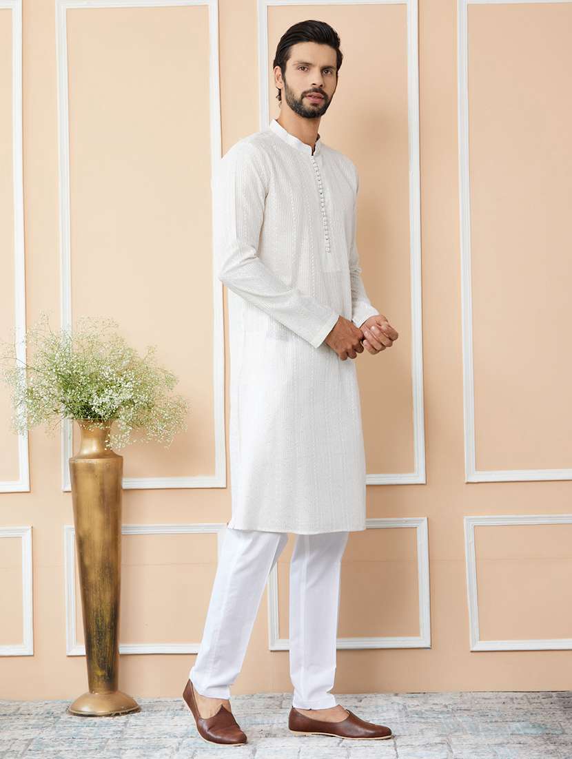 Men Solid With Work Mandarin Neck Long Kurta - 22392149 -  Standard Image - 4