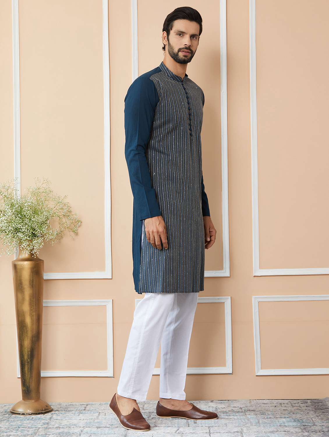 men solid with work mandarin neck long kurta - 22392178 -  Standard Image - 4