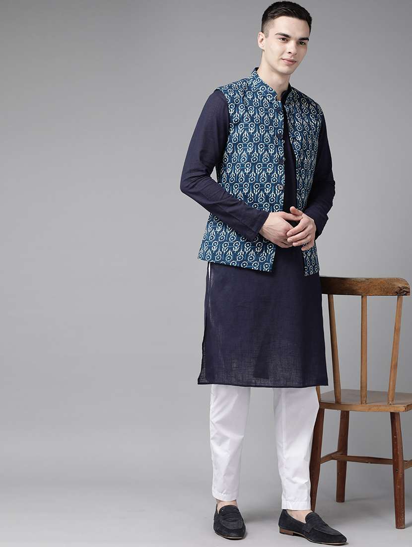men printed sleeveless nehru jacket