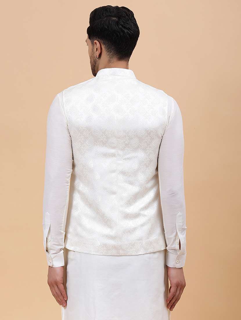 men self design sleeveless nehru jacket - 22392196 -  Standard Image - 4